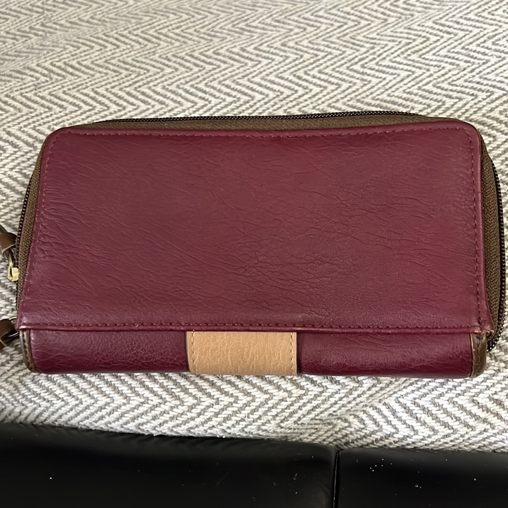 Jessica Simpson Wallet - Picture 3 of 5